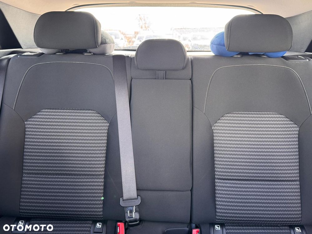 Kia Ceed 1.5 T-GDI M - 7