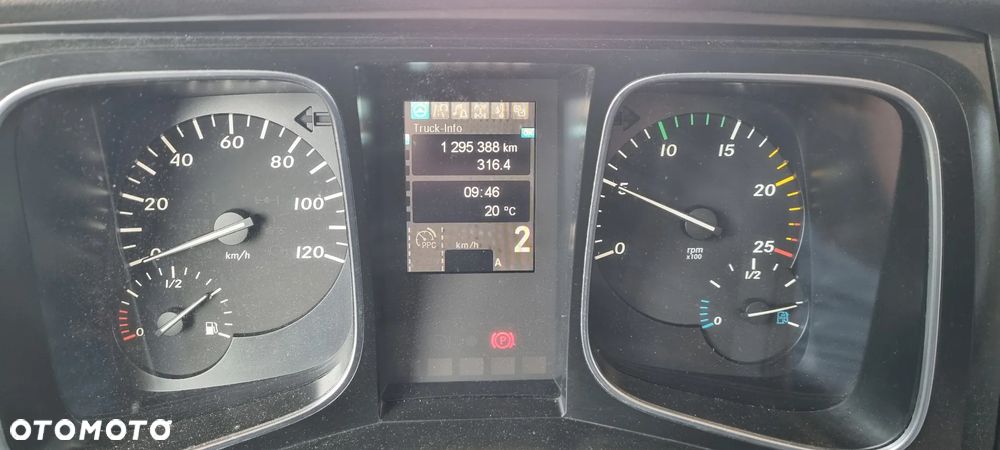 Mercedes-Benz Actros - 6