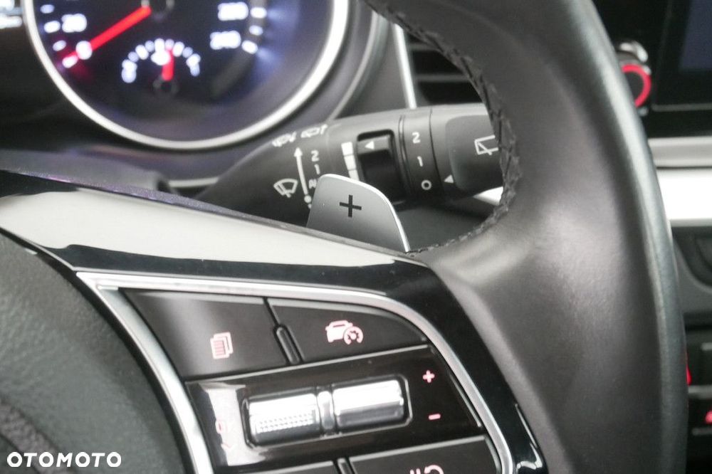 Kia Ceed - 24