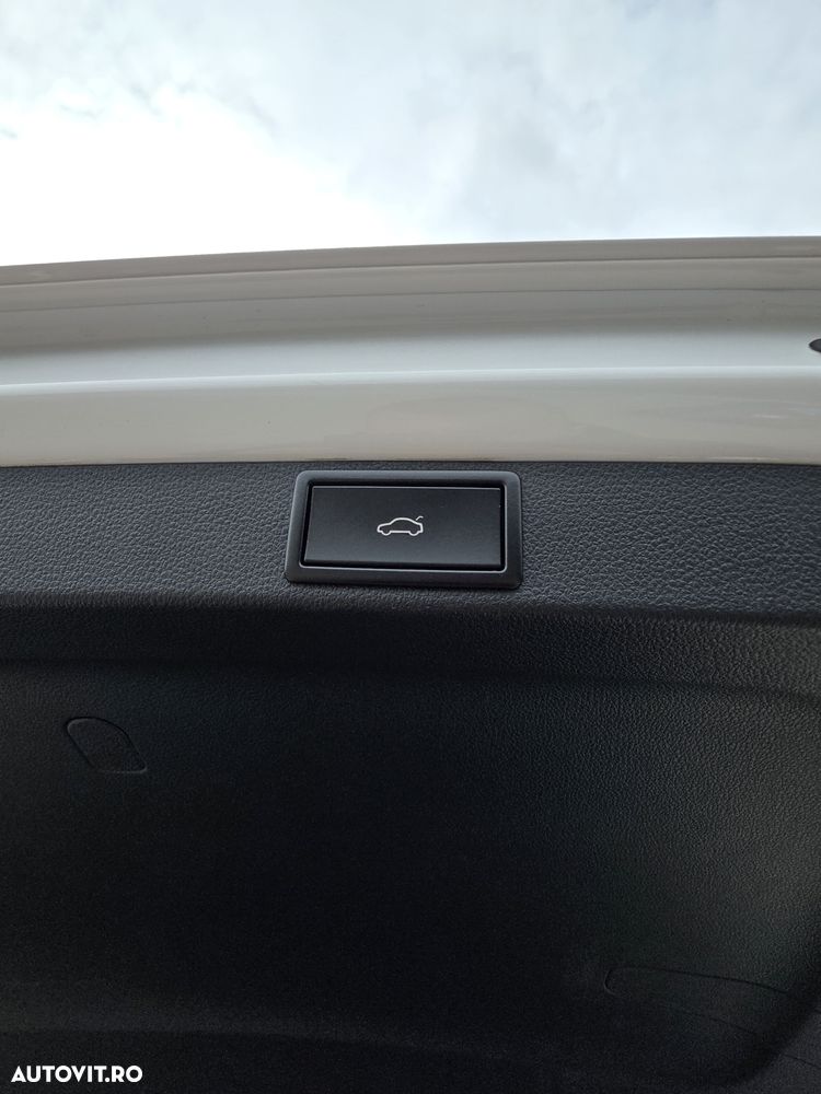 Skoda Octavia 2.0 TDI DSG Style - 27