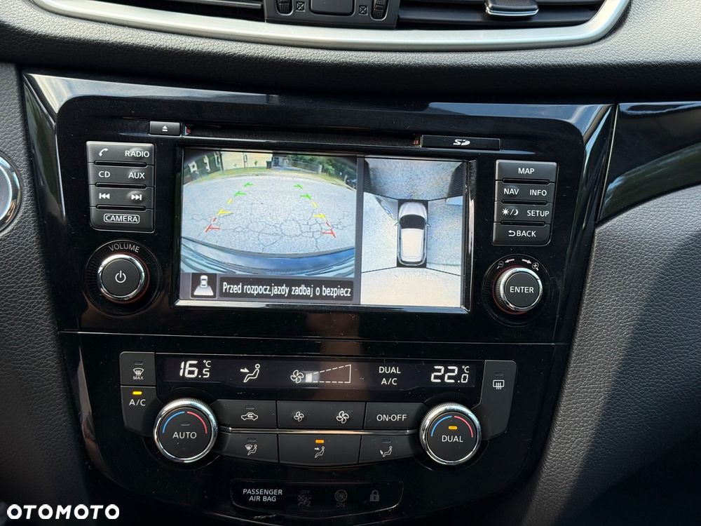 Nissan Qashqai 1.6 DIG-T N-Connecta - 16