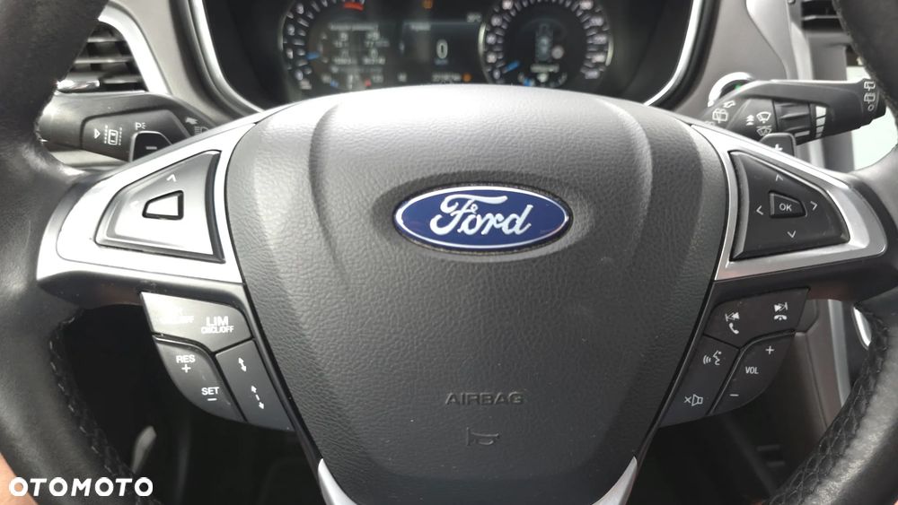 Ford Mondeo 2.0 TDCi Titanium PowerShift - 17