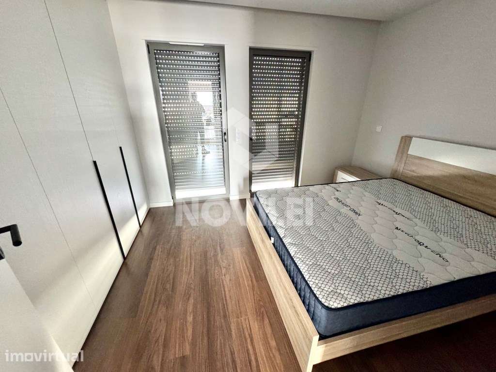 Apartamento novo totalmente equipado e mobilado - Grande imagem: 4/12