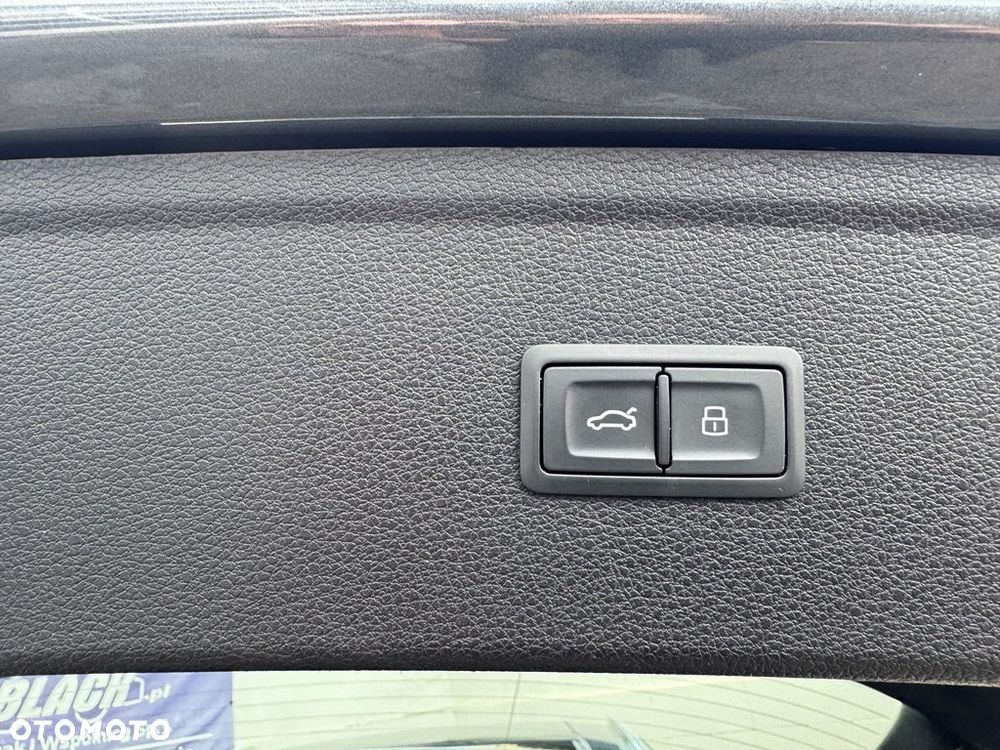 Audi Q5 55 TFSI e Quattro S Line S tronic - 37