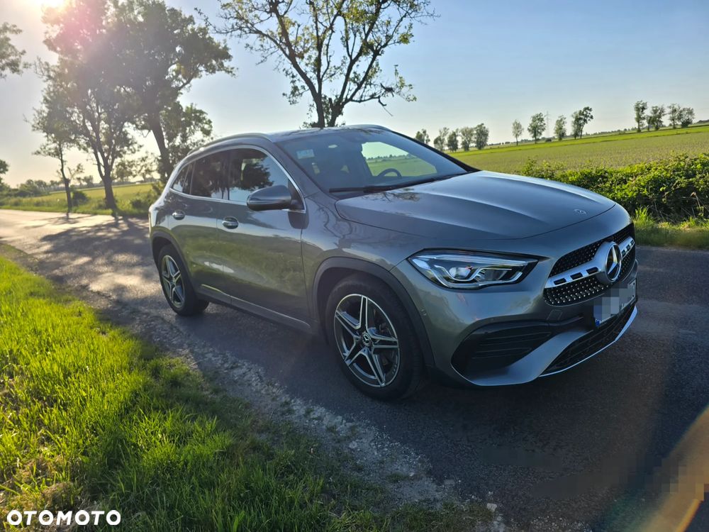 Mercedes-Benz GLA 200 d - 6