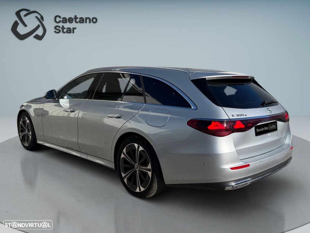 Mercedes-Benz E 300 - 4