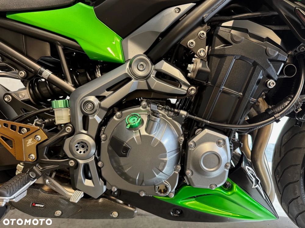 Kawasaki Z 900 - 15