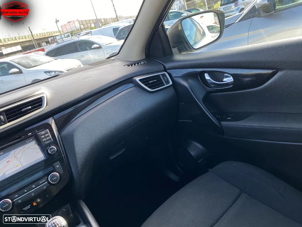 Nissan Qashqai 1.5 dCi Tekna Premium - 13