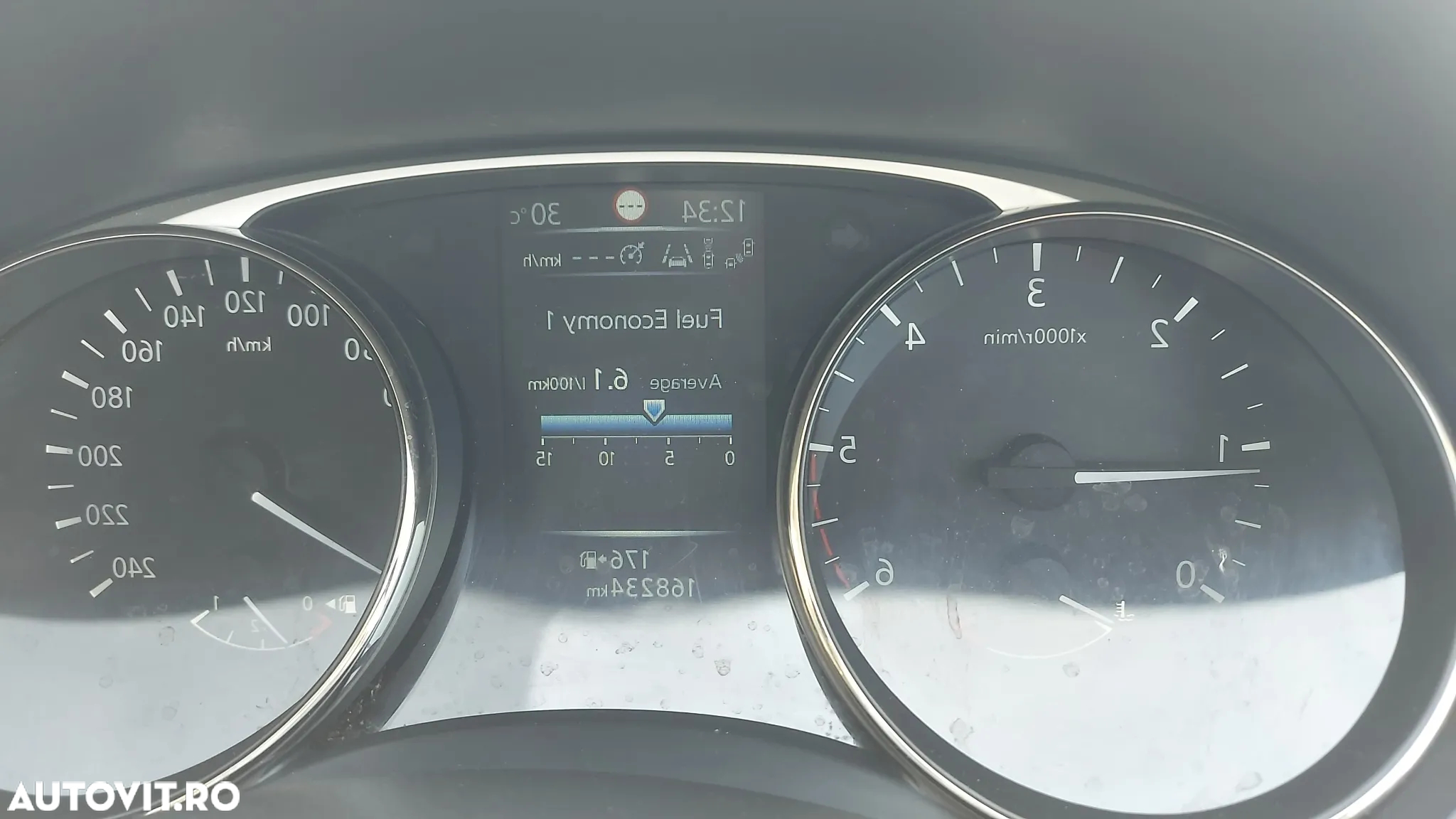 Nissan X-Trail 1.6L dCI Start/Stop Tekna - 9