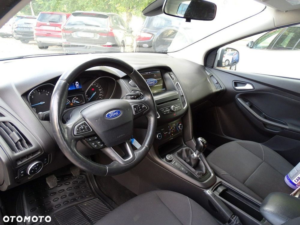 Ford Focus - 14