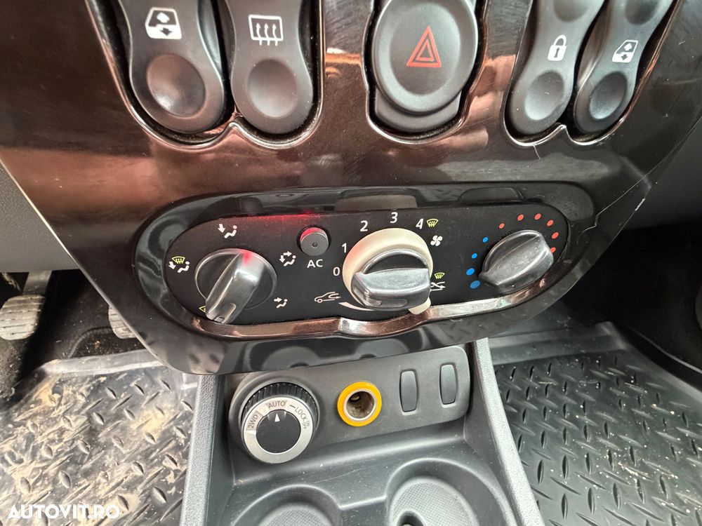 Dacia Duster 1.6 4x4 Prestige - 18