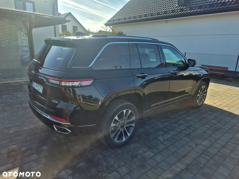 Jeep Grand Cherokee - 8