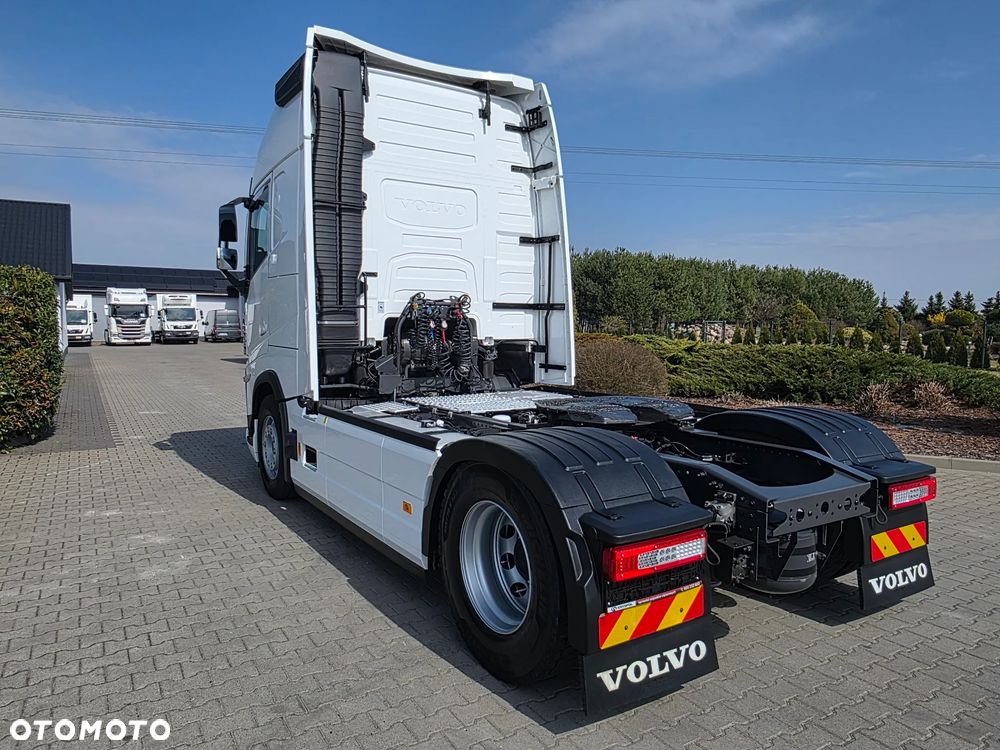 Volvo FH 500 XL Z DE 180 TYŚ KM KLIMA POSTOJOWA FULL LED ACC NAVI KAMERA  JAK NOWY !!! - 10