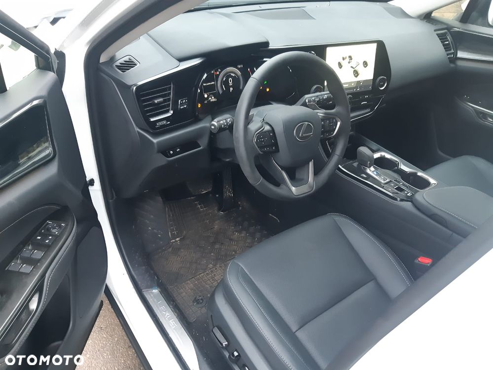 Lexus NX 350h Prestige 2WD - 16