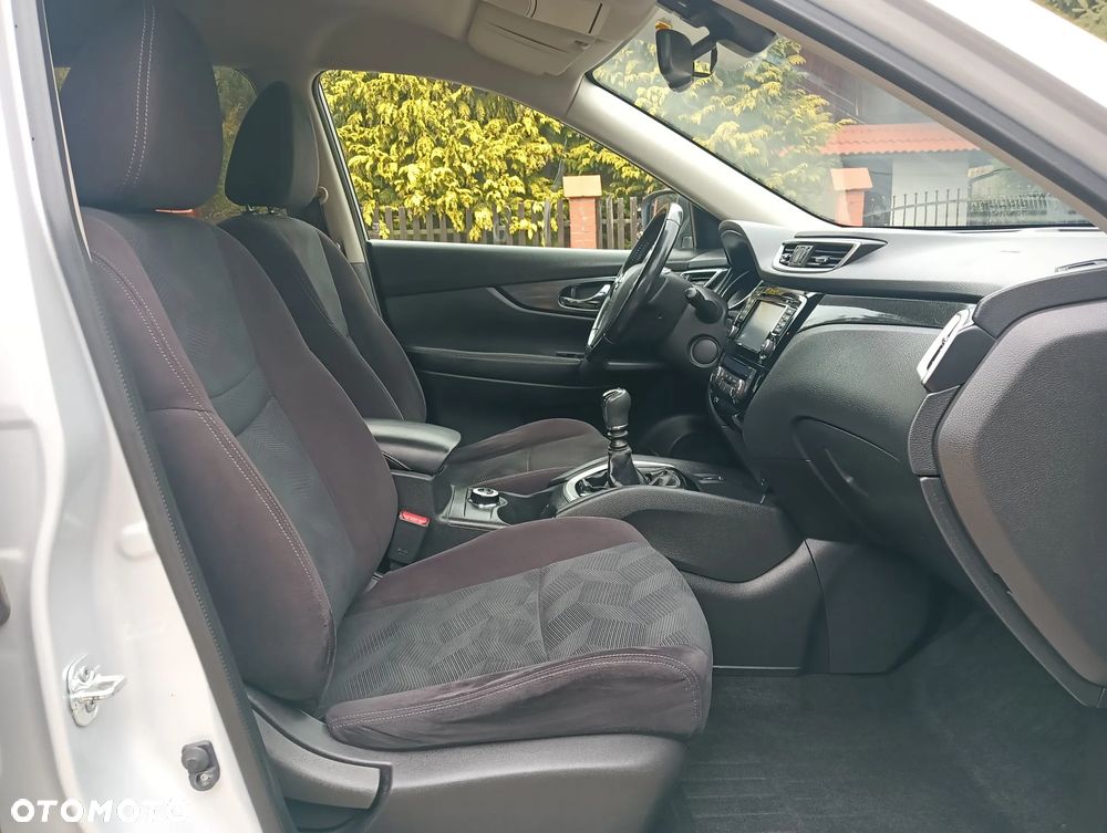Nissan X-Trail - 35