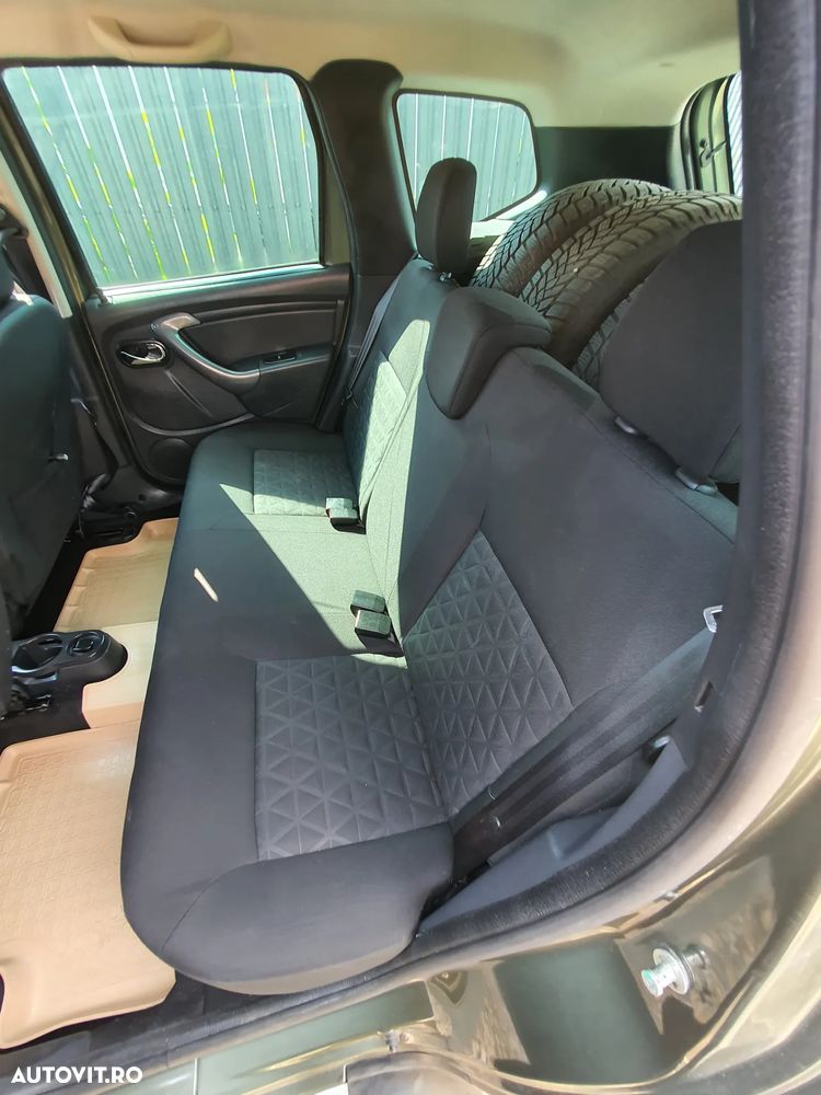 Dacia Duster 1.2 TCe 4x4 Laureate - 6