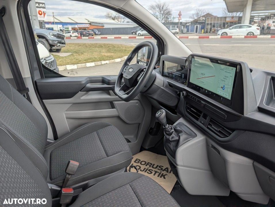 Ford Transit Custom - 13