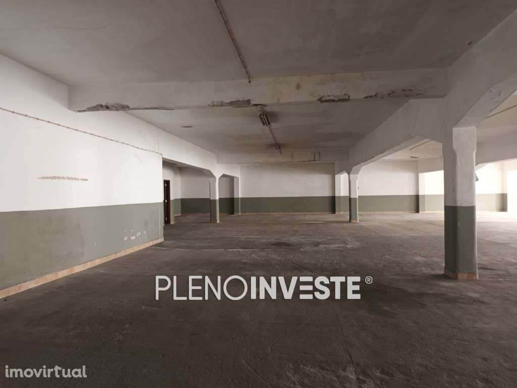 Armazém para venda ou arrendamento na Cruz de Pau - Grande imagem: 5/20