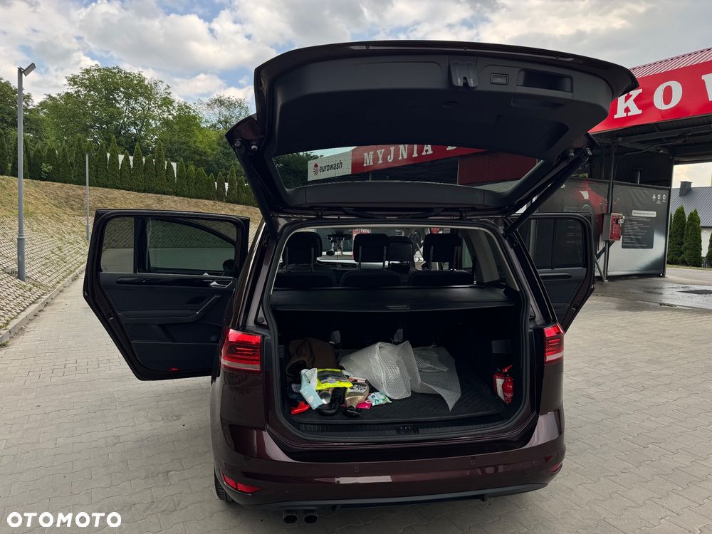 Volkswagen Touran 2.0 TDI BMT Highline DSG - 10