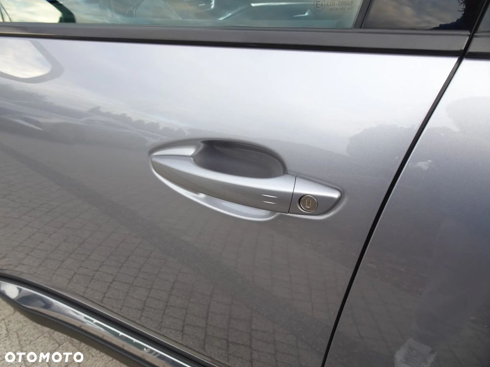 Peugeot 5008 1.5 BlueHDi Allure Pack S&S EAT8 - 13