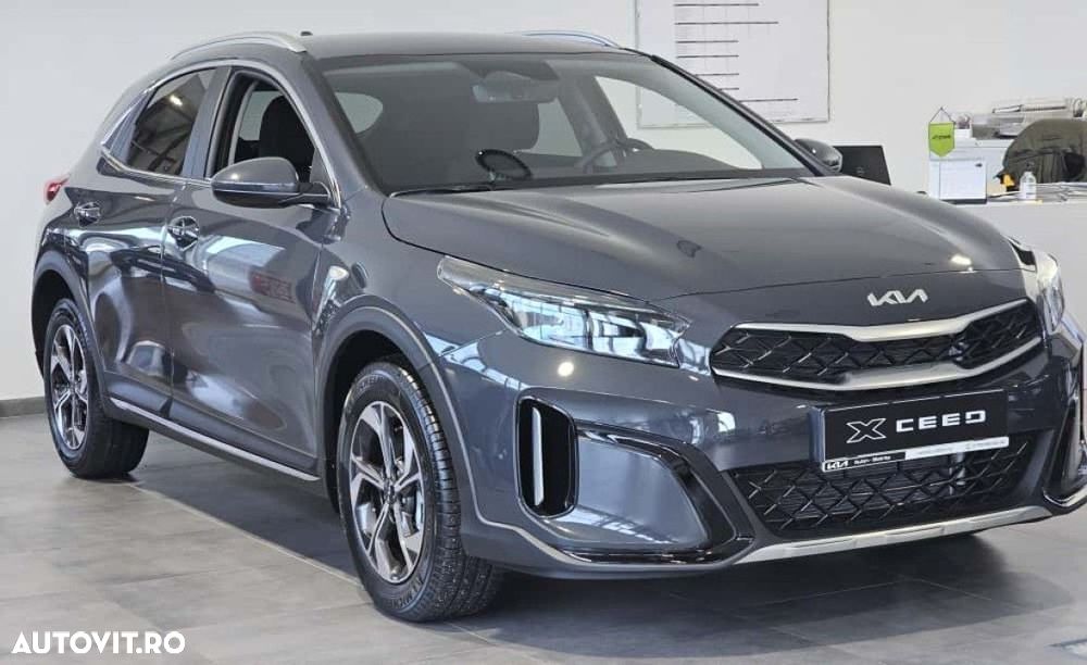 Kia XCeed 1.6 T-GDI 7DCT City - 3