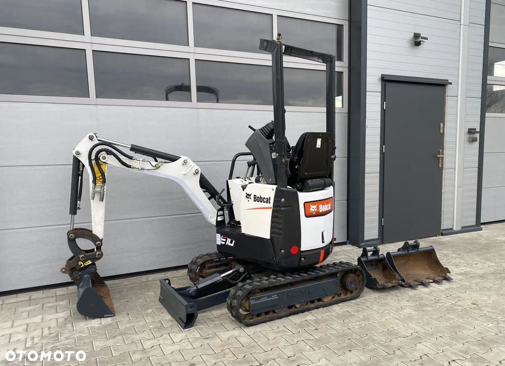 Bobcat E10Z Minikoparka - 12
