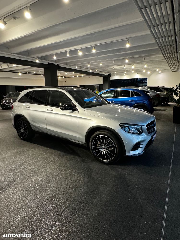 Mercedes-Benz GLC 250 d 4Matic 9G-TRONIC AMG Line - 9