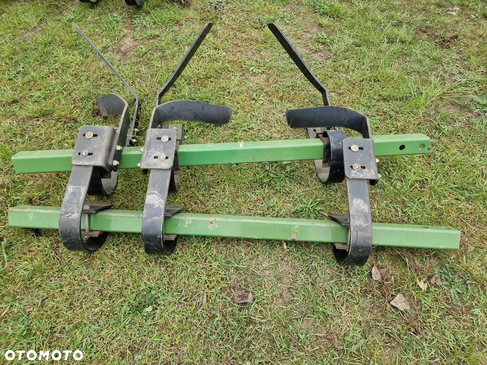 Zagarniacz dokładny ze stali sprężystej AMAZONE 4M - 2