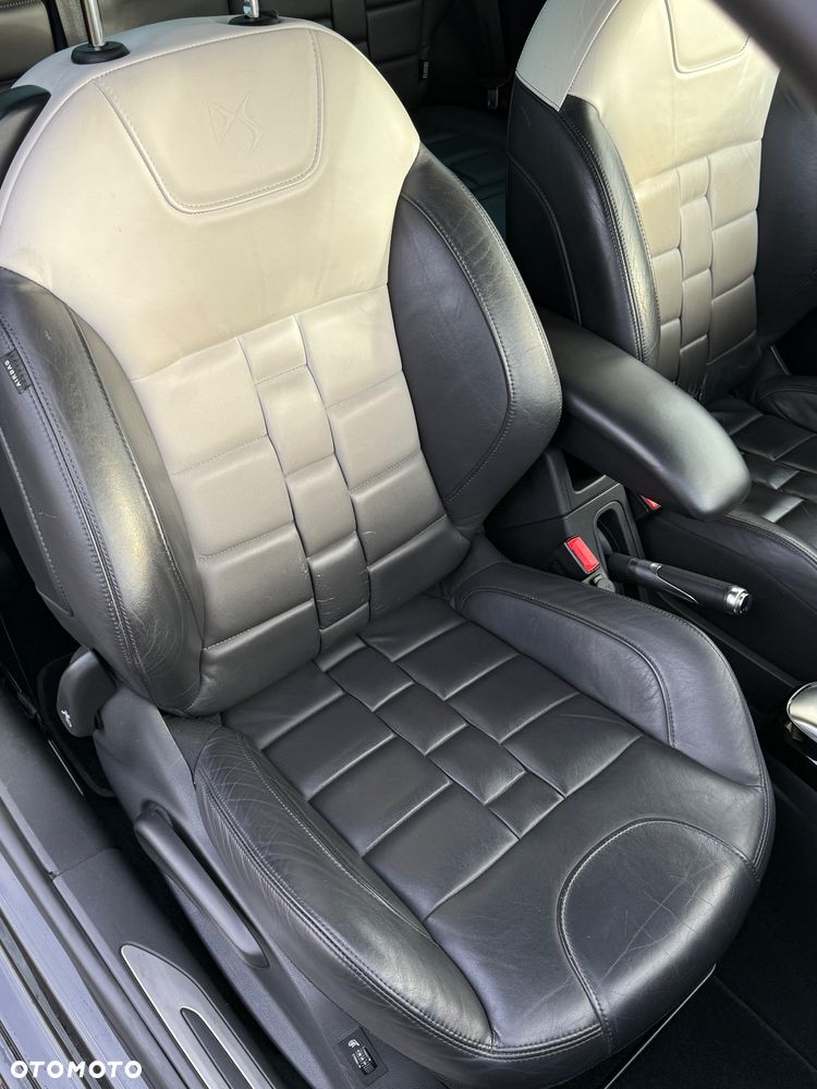 Citroën DS3 THP 155 Ultra-Prestige - 21