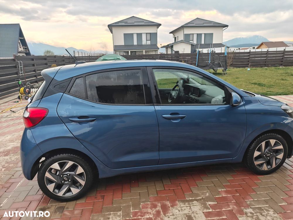 Hyundai i10 1.2 l 79 CP AMT Highway - 20