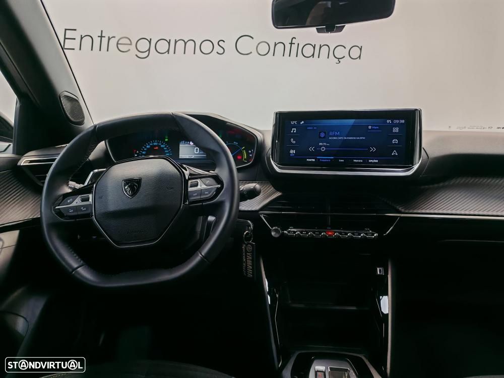 Peugeot 2008 1.2 Hybrid Allure e-DCS6 - 8