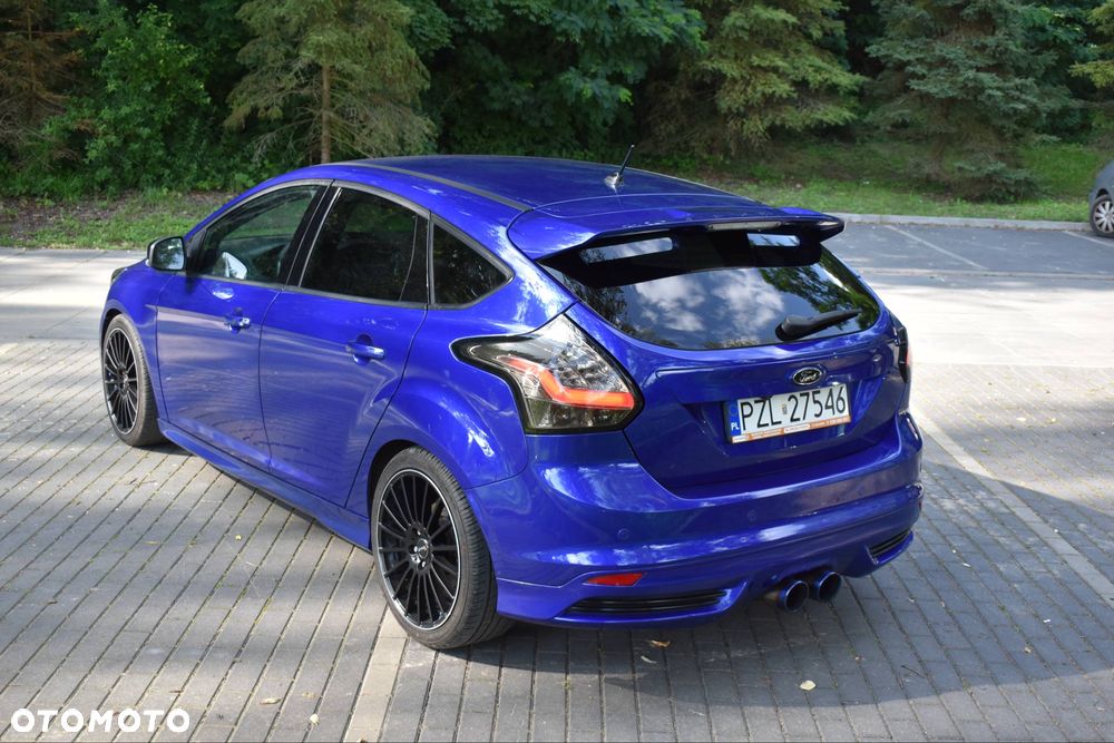 Ford Focus 2.0 EcoBoost ST mit Leder-Exclusiv-Paket - 7
