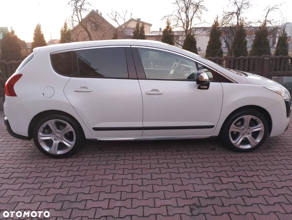 Peugeot 3008 2.0 HDi Premium - 8