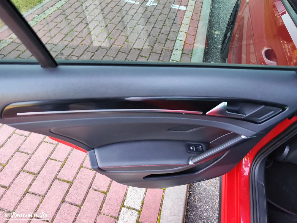 VW Golf GTI BlueMotion DSG - 20