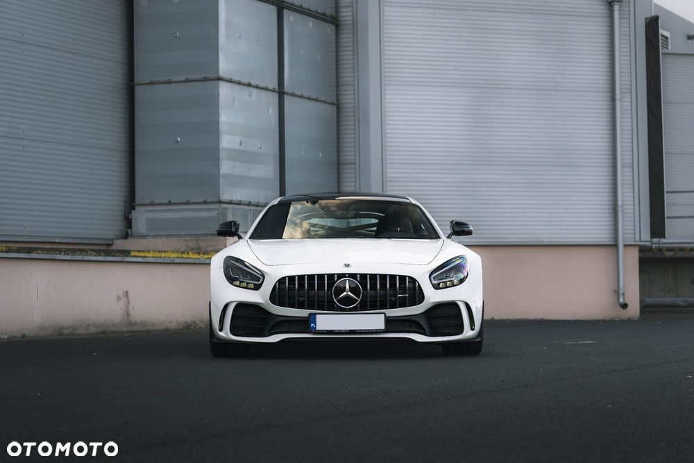 Mercedes-Benz AMG GT - 4
