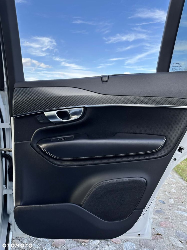 Volvo XC 90 T6 AWD R-Design - 34