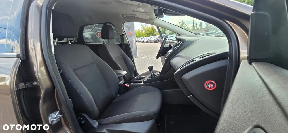Ford Focus 1.5 TDCi DPF Start-Stopp-System Titanium - 37