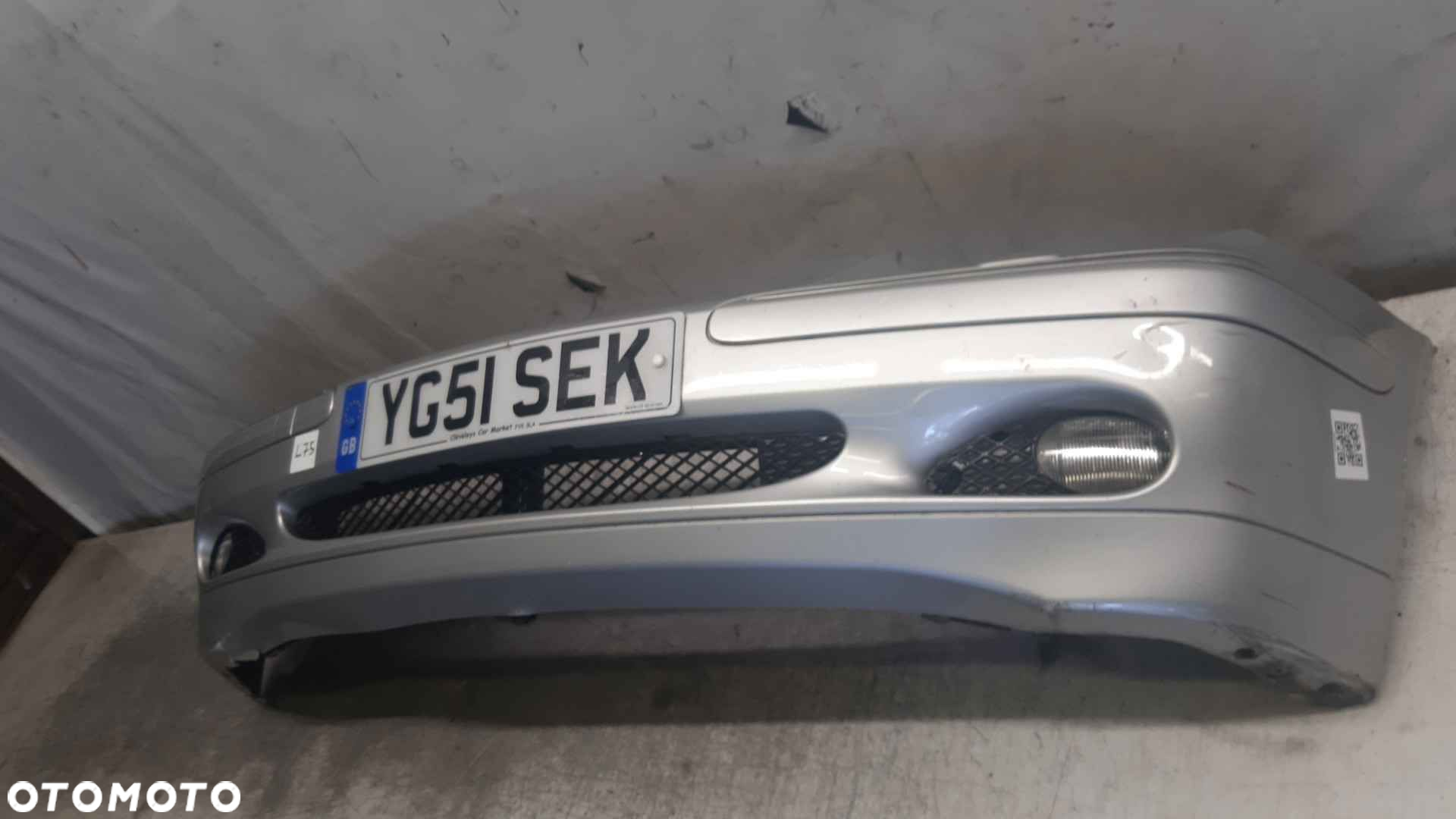 } ZDERZAK PRZÓD PRZEDNI MERCEDES BENZ C KLASA W203 744 SREBRNY HALOGENY - 3