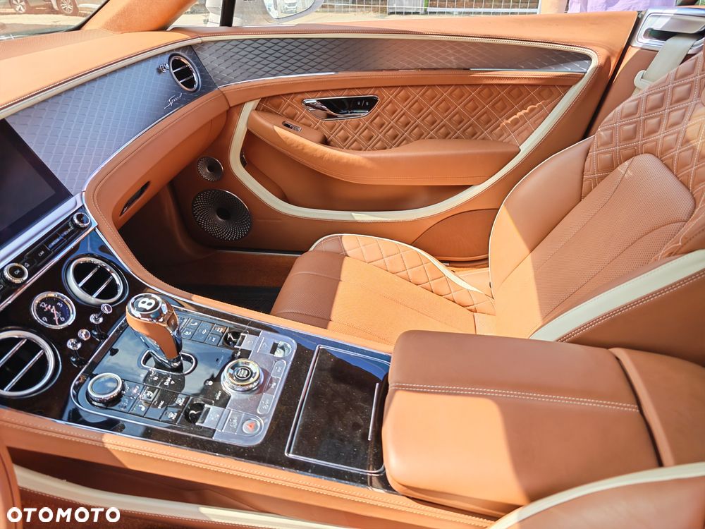 Bentley Continental GT - 3
