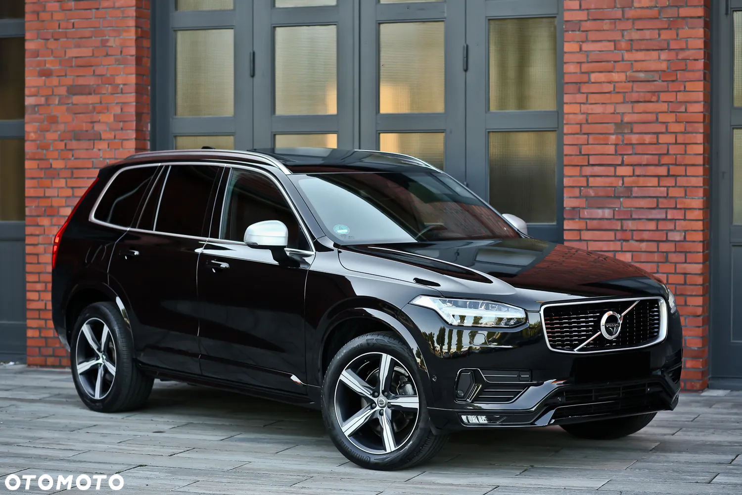 Volvo XC 90 D5 AWD Geartronic RDesign - 5