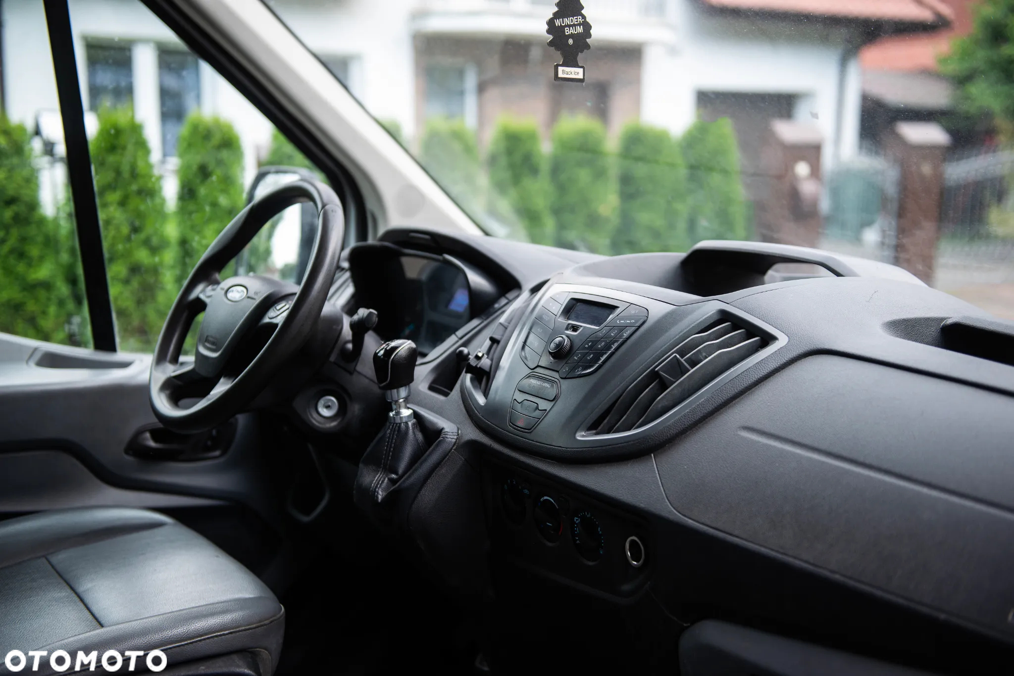 Ford Transit 2.0 TDCi Dubelkabina 7 osobowy - 28