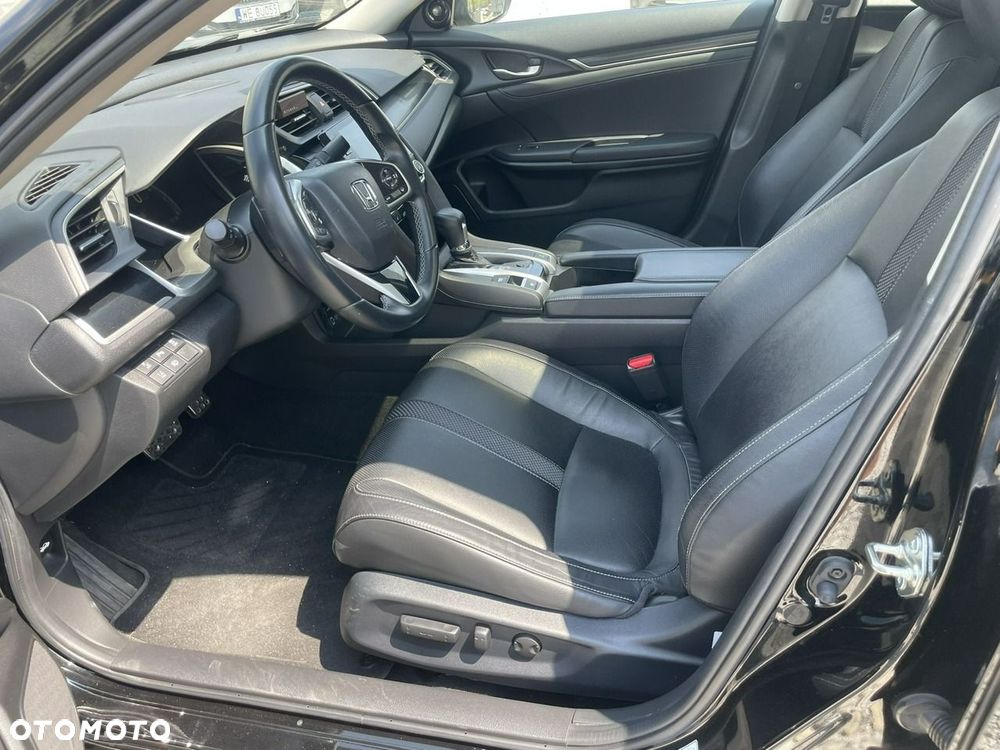 Honda Civic 1.5 i-VTEC Turbo CVT Prestige - 11