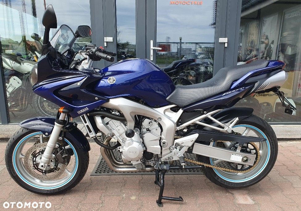 Yamaha FZ6 - 1