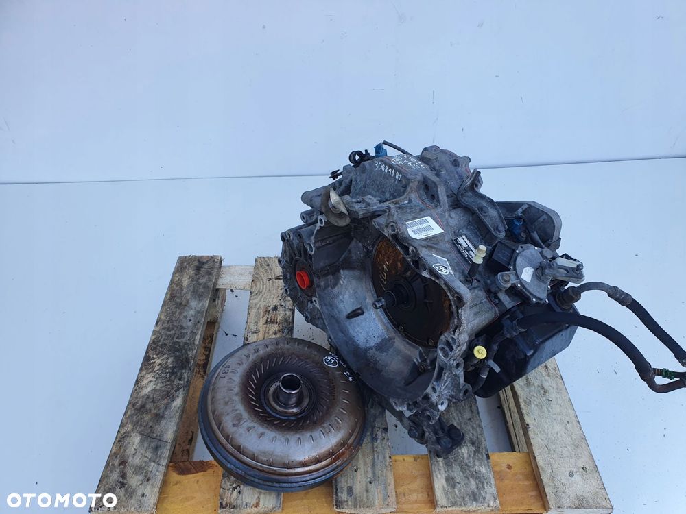 AUTOMATYCZNA SKRZYNIA BIEGÓW Volvo S80 2.4 20V BENZYNA _ 55-51SN 30681182 - 1