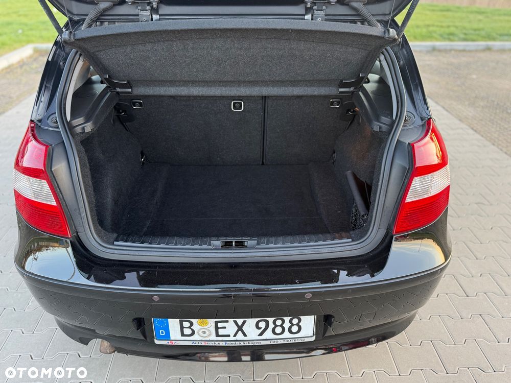 BMW Seria 1 120d DPF - 12