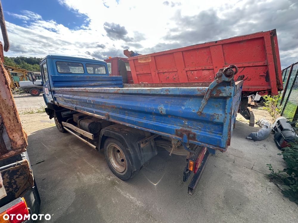 Mercedes-Benz 814 - 3