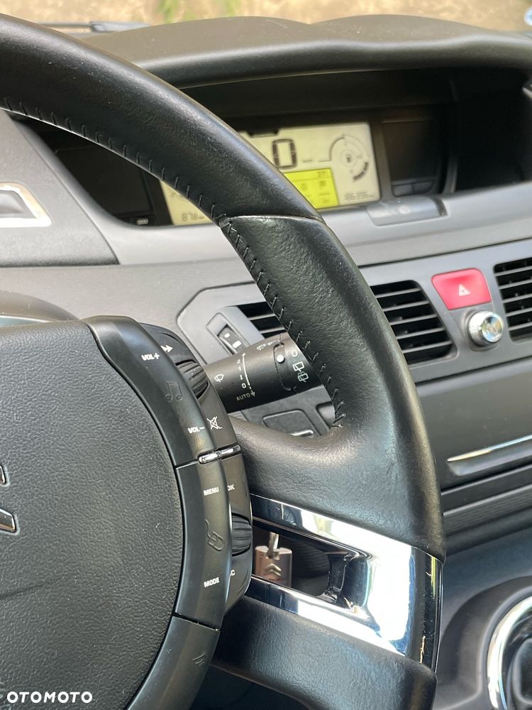 Citroën C4 Grand Picasso 1.6 HDi FAP Exclusive - 25