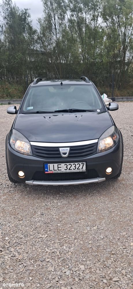 Dacia Sandero 1.6 Hi-Flex - 3