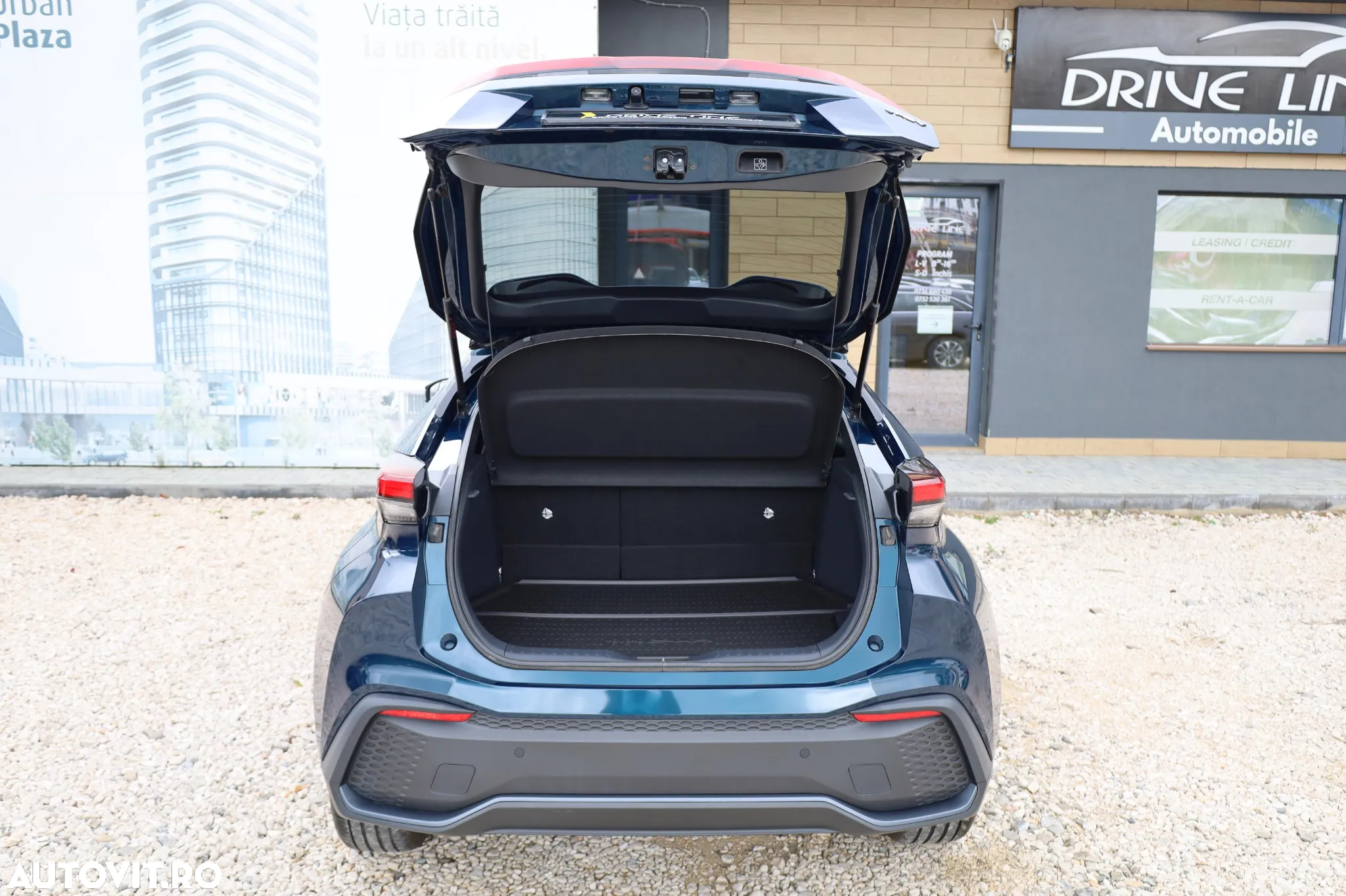 Toyota C-HR 2.0 HSD 184 CP 4x2 CVT Classy - 23