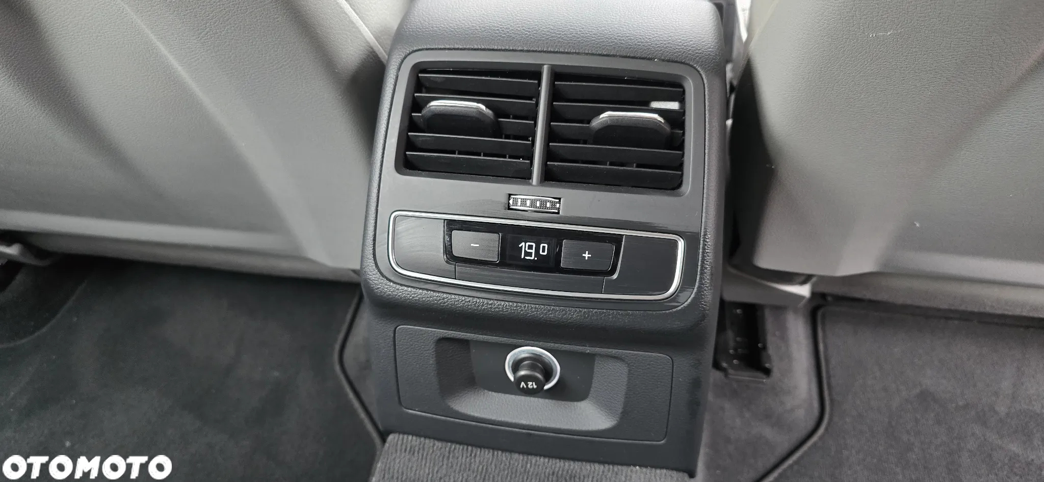 Audi A4 Avant 40 TDI S tronic quattro - 30